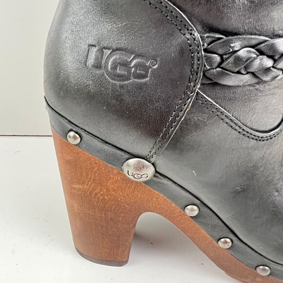 Ugg Savanna Clog Boots Women's Black Leather Knee High Size 6  Sheepskin Lined - Picture 2 of 16